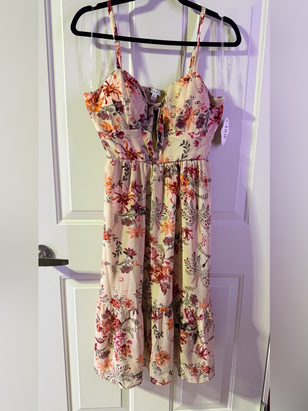 A.W.W Floral Tie-Neck Blouse in Cream with Pink & Orange Blooms- medium - Picture 2 of 10